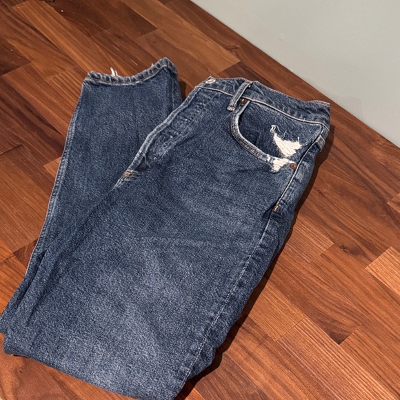 Distressed Agolde Riley Jeans - Picture 1 of 9